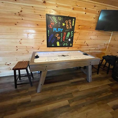 Swimming Bears Lodge 1 With Indoor Pool And Hot Tub Pigeon Forge Exterior photo