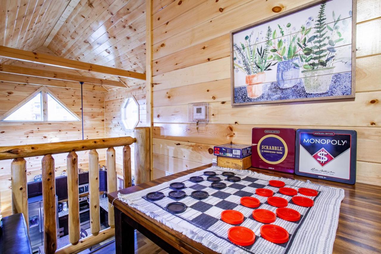 Swimming Bears Lodge 1 With Indoor Pool And Hot Tub Pigeon Forge Exterior photo